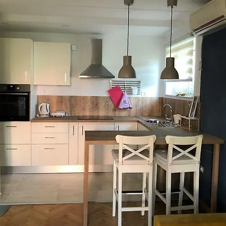 Apartman Gloria Apartment *